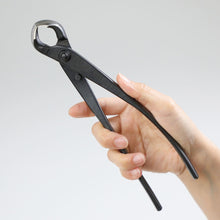 Laden Sie das Bild in den Galerie-Viewer, Wazakura Handgeschmiedete Knospenzange 8-1/4" (210 mm)