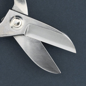Blades of the Stainless Yasugi Steel Ikenobo Scissors