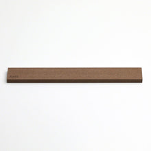 Laden Sie das Bild in den Galerie-Viewer, horizontal view of the whestone