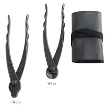 Laden Sie das Bild in den Galerie-Viewer, Pliers and Wire cutter with Roll Case