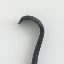 Laden Sie das Bild in den Galerie-Viewer, Round Blade Gouge Bonsai Chisel 7.4" (187 mm) - Wazakura Japan