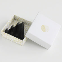 將圖片載入圖庫檢視器 Black Triangle Kenzan in its original box