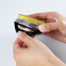 將圖片載入圖庫檢視器 hand removing the rubber gasket from the dense kenzan