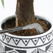 Laden Sie das Bild in den Galerie-Viewer, 2"(50mm) Blade, Mini Bonsai Repotting Sickle - Wazakura Japan