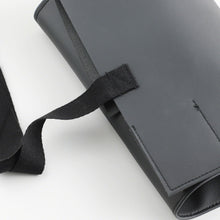 Laden Sie das Bild in den Galerie-Viewer, Bonsai Tool Roll Case - Wazakura Japan