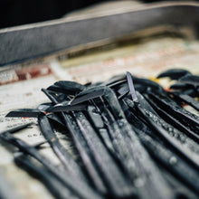 Load image into Gallery viewer, Jin Sickle Scraper Bonsai Chisel 7.4" (188 mm) - Wazakura Japan