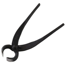 Laden Sie das Bild in den Galerie-Viewer, Hand Forged Bonsai Root Cutter 6.7"(170mm) - Wazakura Japan