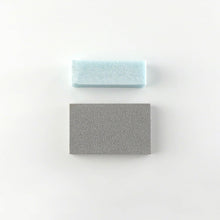 Laden Sie das Bild in den Galerie-Viewer, horizontalview of both sap and rust eraser