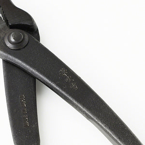 handle of the pliers with Made in Japan and brand engraving