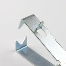 Laden Sie das Bild in den Galerie-Viewer, Rose Thorn and Leaf Stripping Tool with Finger Rest - Wazakura Japan