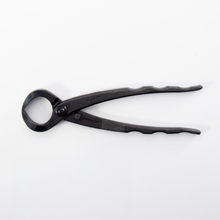 Load image into Gallery viewer, Hand Forged Bonsai Root Cutter 6.7"(170mm) Wave Grip
