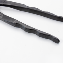 Load image into Gallery viewer, Hand Forged Bonsai Root Cutter 6.7"(170mm) Wave Grip
