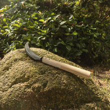 Laden Sie das Bild in den Galerie-Viewer, Wazakura Japan Saw Teeth Weeding Tool
