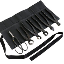 Load image into Gallery viewer, 4 cutters with yasugi ashinaga scissors and roll case 
