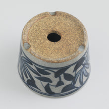 Load image into Gallery viewer, back of the Karakusa Banko Series Blue and White bonsai pot

