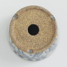 Load image into Gallery viewer, Drainage hole of the Sansui Bonsai Pot
