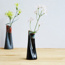 Load image into Gallery viewer, [ Minoyaki Series ] Tall Ikebana Vase 5&quot;(125mm) Black and Blue Glaze
