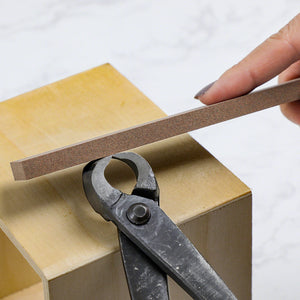 #240 Medium Grit Whestone sharpening a concave cutter blades