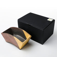 Load image into Gallery viewer, [ Tokoname Series ] Fan Shaped Bonsai Pot 6.8”(174mm)
