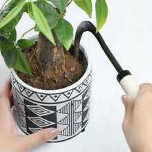Load image into Gallery viewer, 3&quot;(75mm) Blade, Bonsai Repotting Sickle
