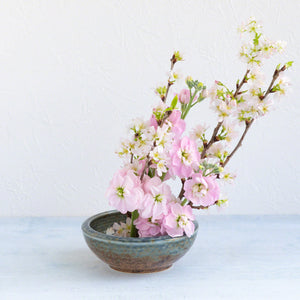 2PCS Japanese Ikebana Essential Tool Set [ Brass Kenzan + Brown & Blue Vase ]