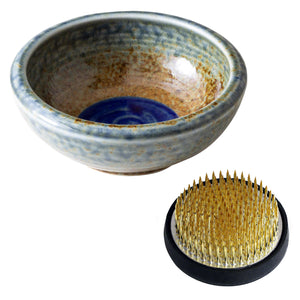 2PCS Japanese Ikebana Essential Tool Set [ Brass Kenzan + Brown & Blue Vase ]